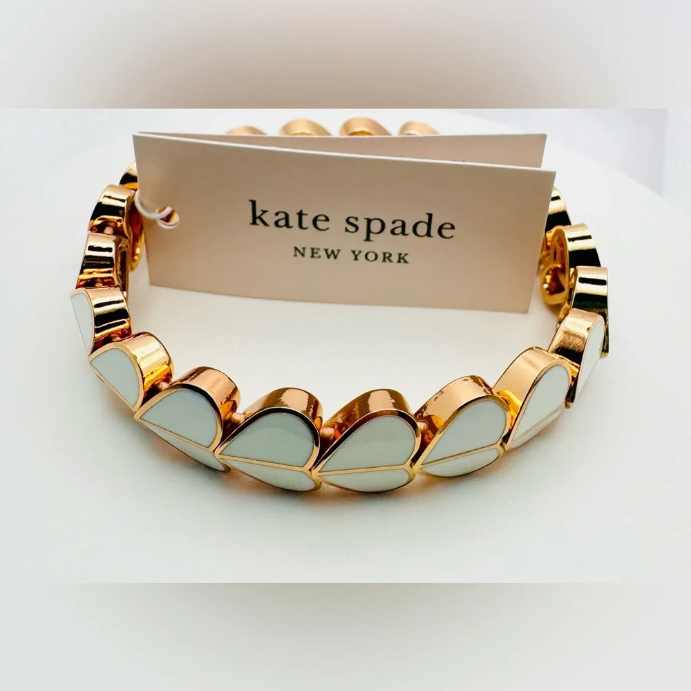 Kate Spade 🤍 Heritage Spade Heart Bracelet NWT White Enamel with Dust Bag - Picture 3 of 5